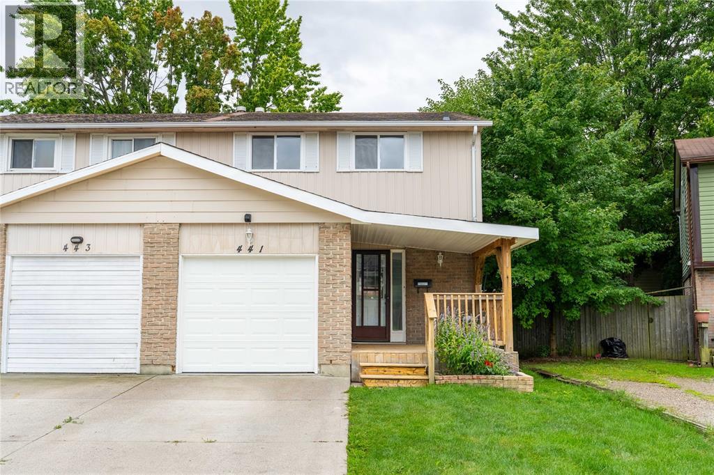441 CARDIFF PLACE, Sarnia, Ontario