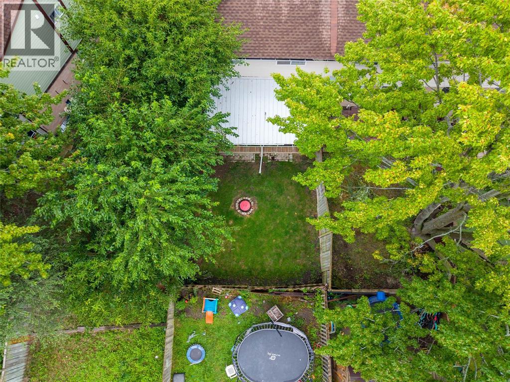 441 Cardiff Place, Sarnia, Ontario  N7S 4C7 - Photo 29 - 26020815