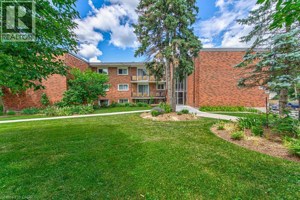326 ERB Street W Unit# 17, Waterloo, Ontario