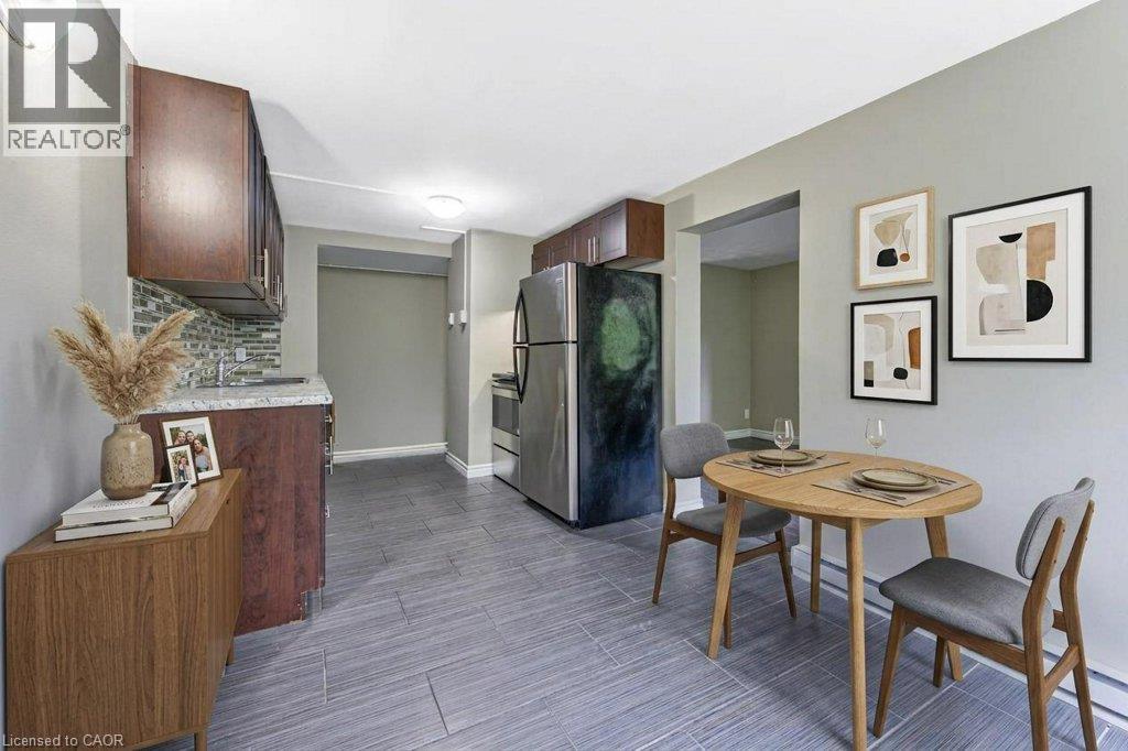 326 Erb Street W Unit# 17, Waterloo, Ontario  N2L 1W3 - Photo 4 - 40847434