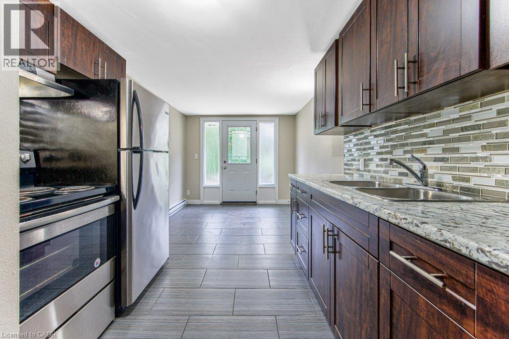 326 Erb Street W Unit# 17, Waterloo, Ontario  N2L 1W3 - Photo 5 - 40847434