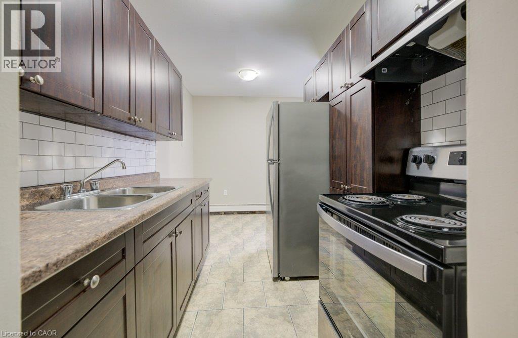 390 Admiral Drive Unit# 307, London, Ontario  N5V 3C2 - Photo 6 - 40847436