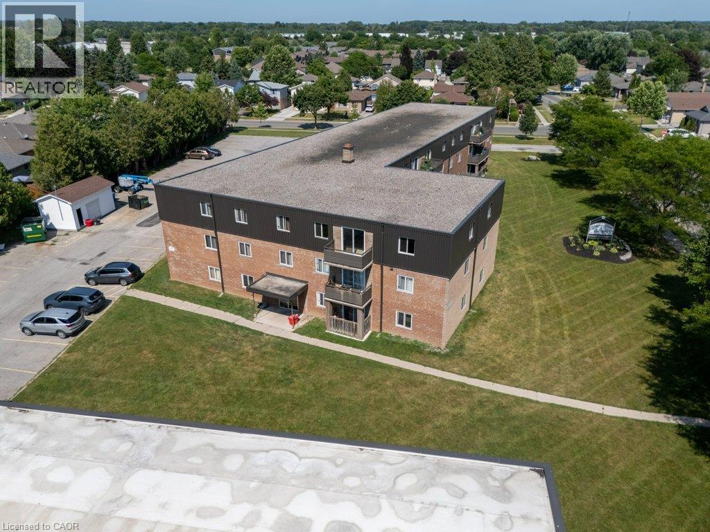 390 Admiral Drive Unit# 205, London, Ontario  N5V 3C2 - Photo 6 - 40847437