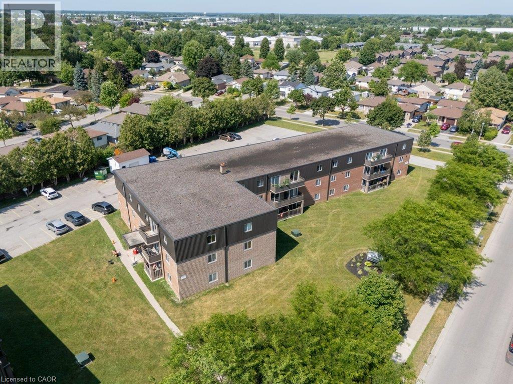 390 Admiral Drive Unit# 205, London, Ontario  N5V 3C2 - Photo 5 - 40847437