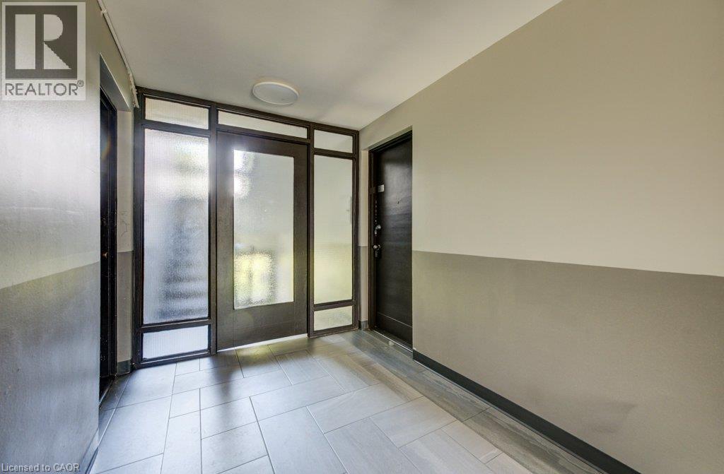 90 King Edward Avenue Unit# 6, London, Ontario  N5Z 3S9 - Photo 3 - 40851564