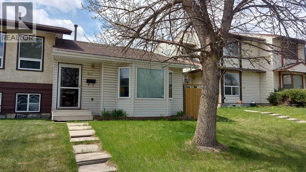 821 Whitemont Drive NE, Calgary, Alberta  T1Y 3S6 - Photo 3 - A2313285