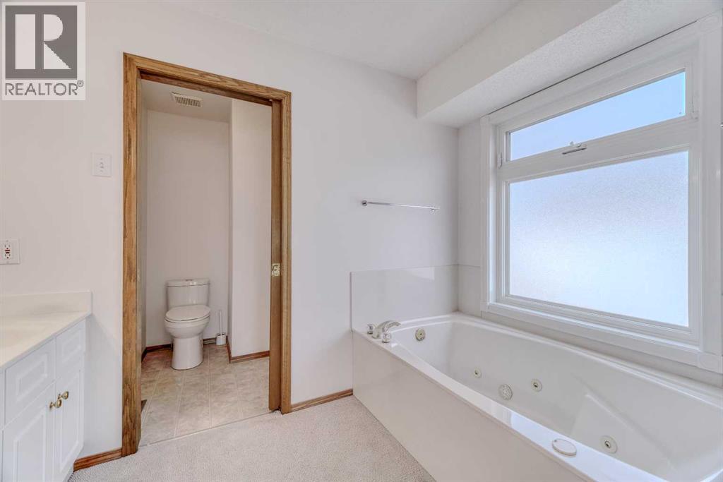10057 Hamptons Boulevard NW, Calgary, Alberta  T3A 4Y6 - Photo 33 - A2335792