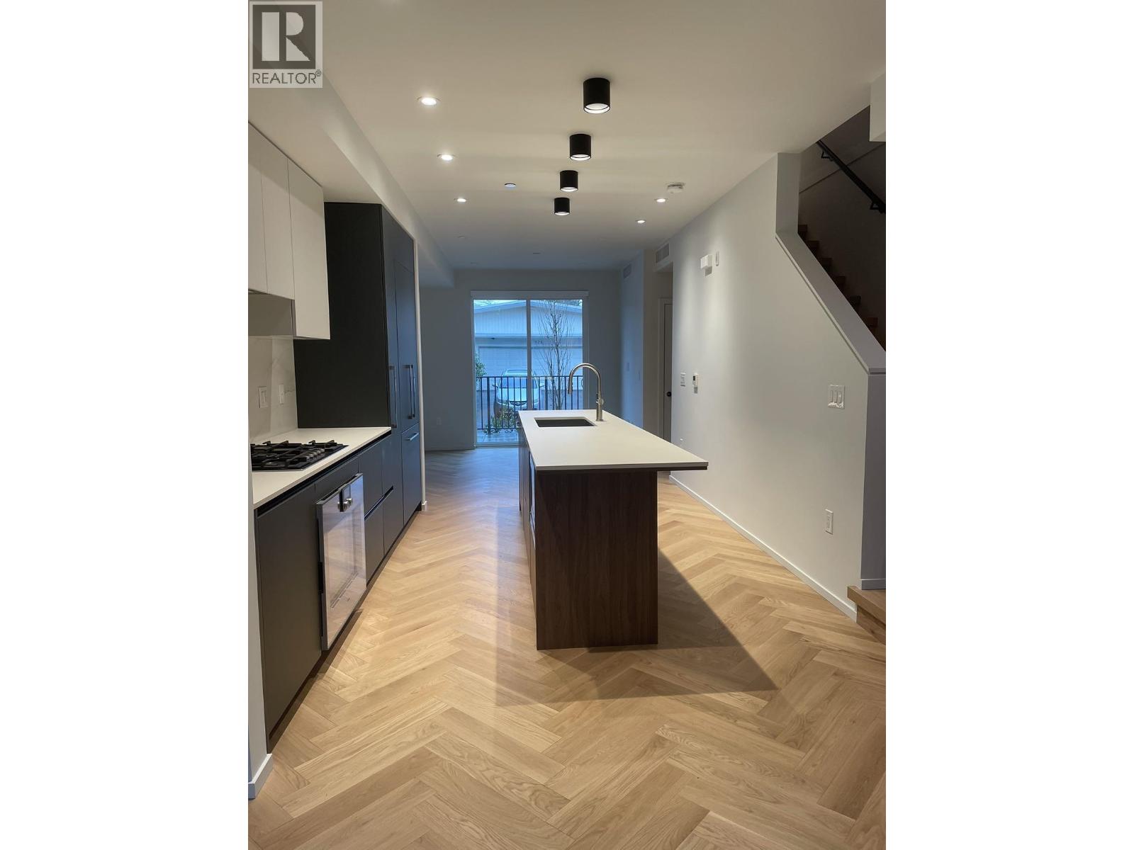 134 765 W 49th Avenue, Vancouver, British Columbia  V5Z 2S6 - Photo 2 - R3158583