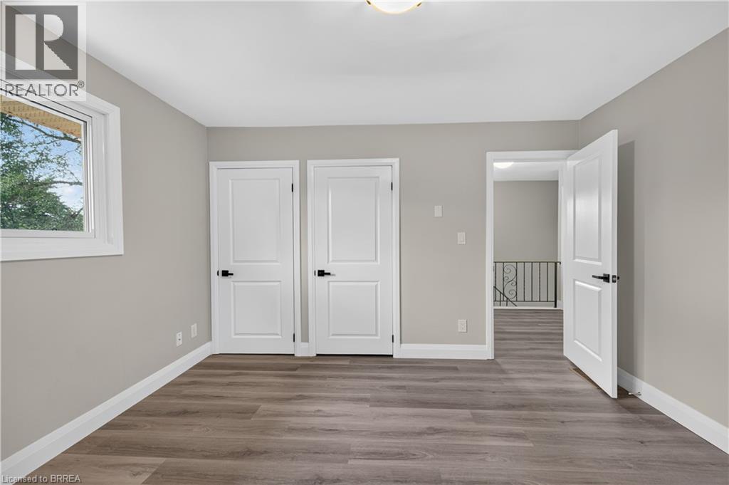 10 Elmwood Avenue, Brantford, Ontario  N3R 2J8 - Photo 21 - 40857012