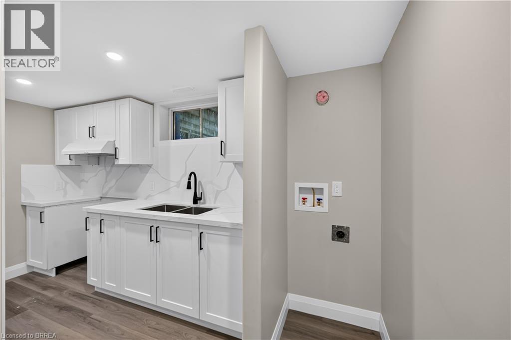 10 Elmwood Avenue, Brantford, Ontario  N3R 2J8 - Photo 34 - 40857012