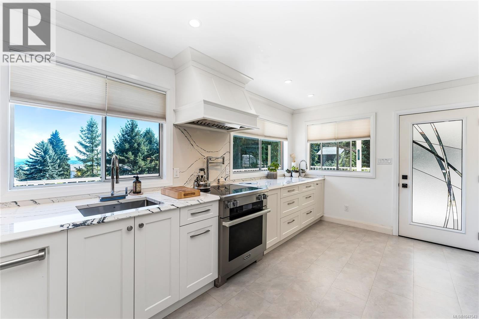 330 Saltspring Way, Salt Spring, British Columbia  V8K 2G7 - Photo 5 - 1047543