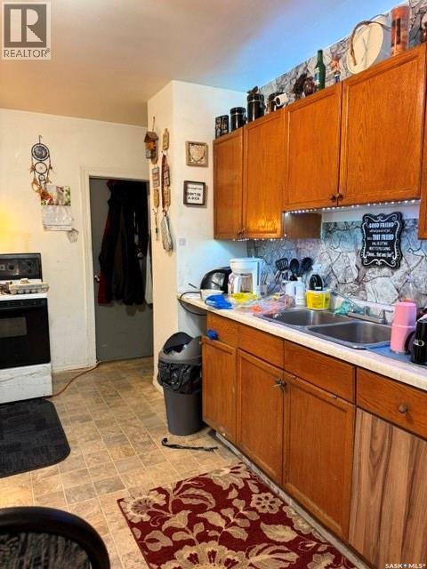 1627 22nd Street W, Saskatoon, Saskatchewan  S7R 0J9 - Photo 17 - SK046799