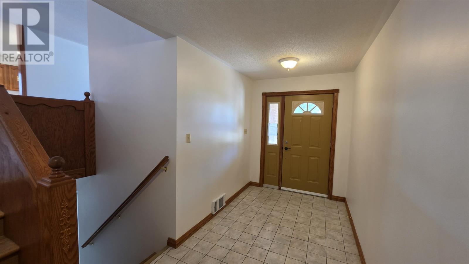 53 Robin St, Sault Ste. Marie, Ontario  P6A 5Y4 - Photo 7 - SM262170