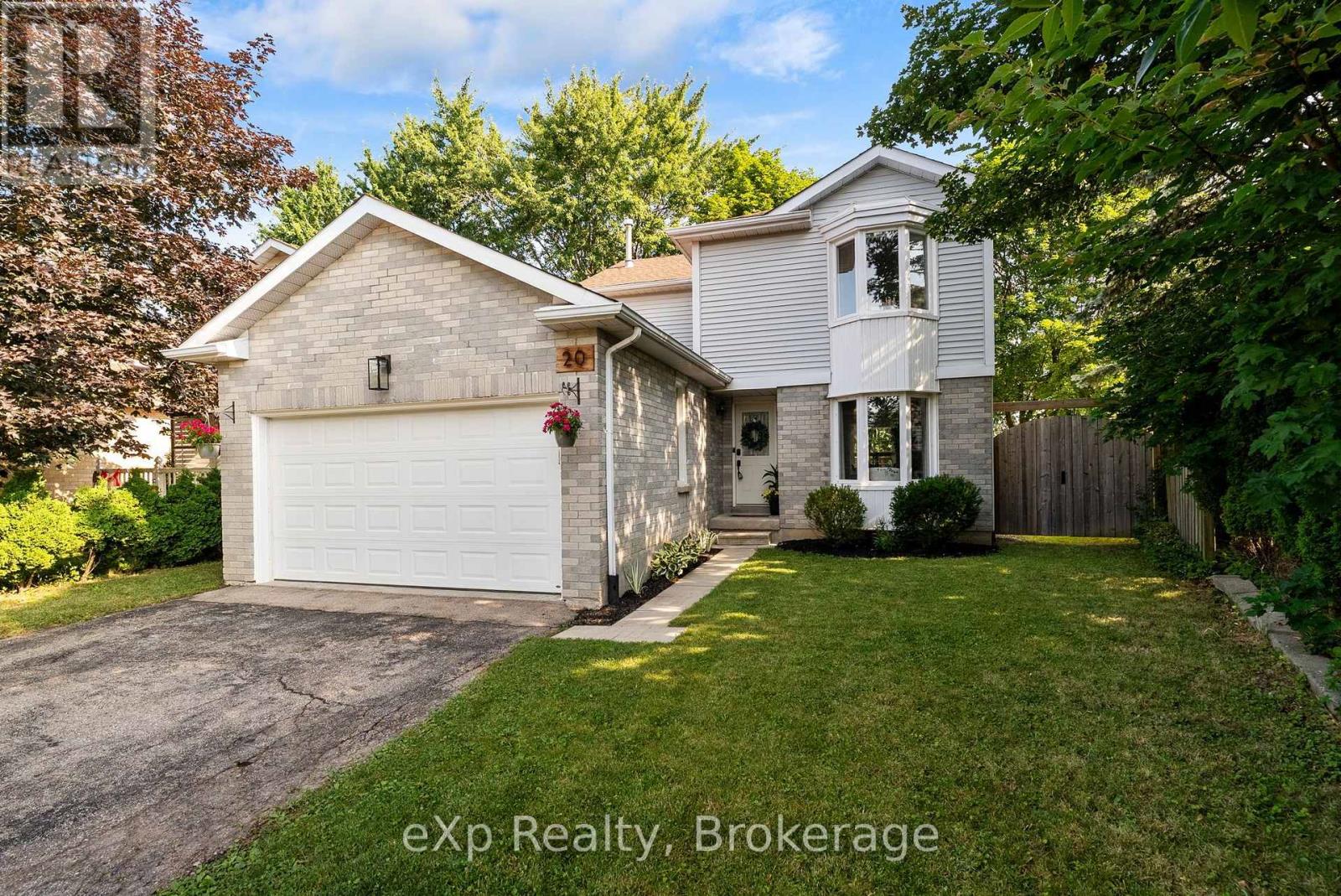20 EDISON CRESCENT, stratford, Ontario