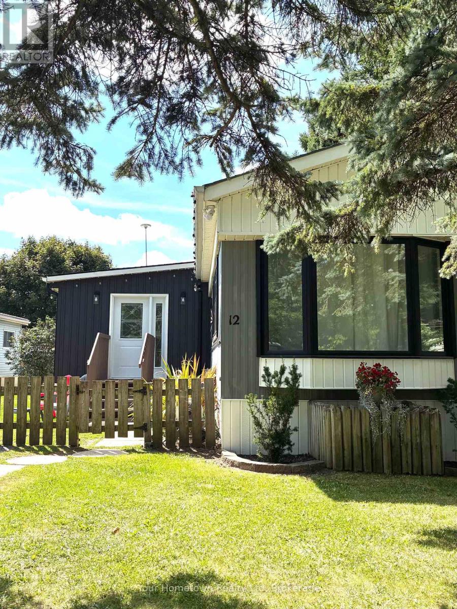 12 Second Avenue, Centre Wellington, Ontario  N1M 2W5 - Photo 2 - X13716752