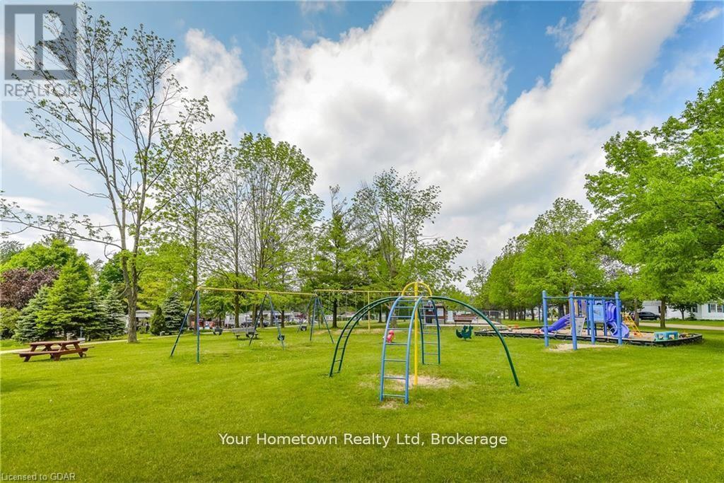 12 Second Avenue, Centre Wellington, Ontario  N1M 2W5 - Photo 5 - X13716752