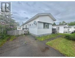 <div class="price">$109,000</div> 24 Eltero Park<br>Bishop's Falls, Newfoundland & Labrador<br><div class='bed_bath'>2 Bed | 1 Bath</div>