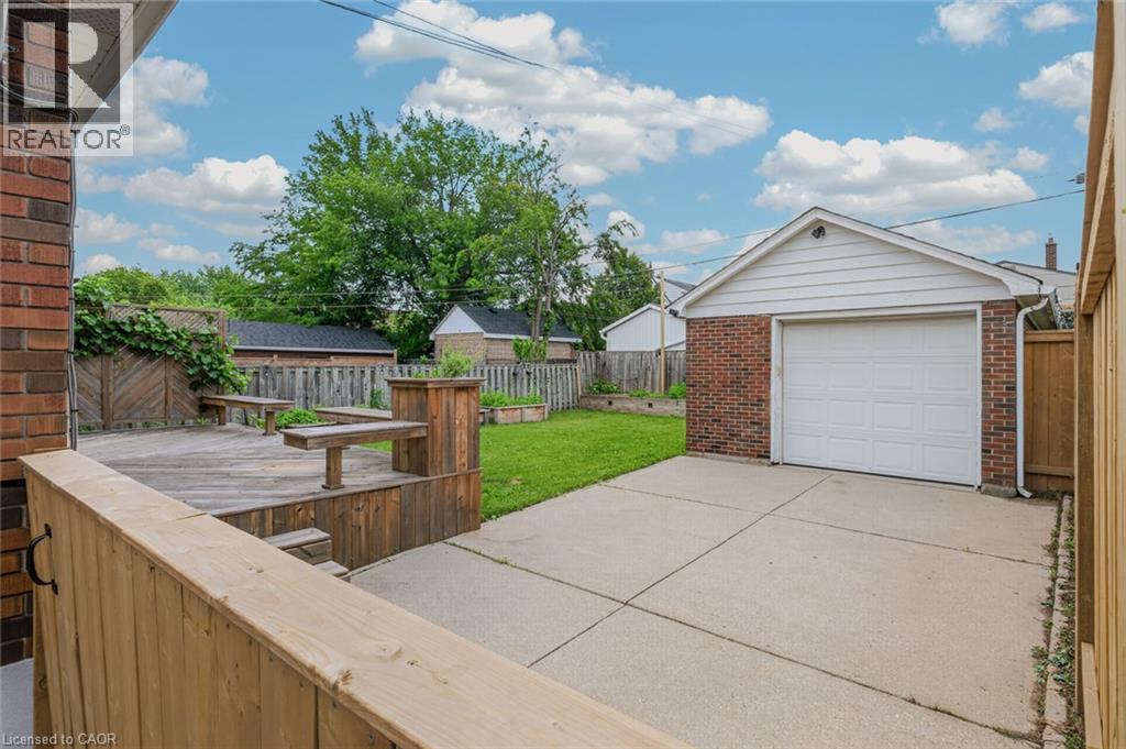66 Paling Court, Hamilton, Ontario  L8H 5J2 - Photo 37 - 40854527