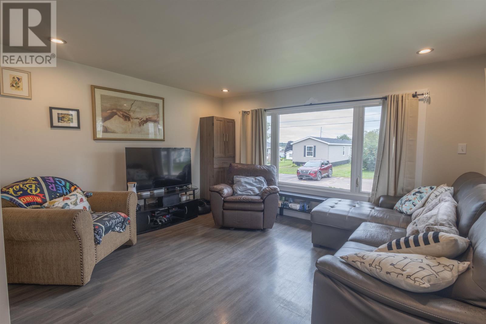 11 Cartier Avenue, Cornwall, Prince Edward Island  C0A 1H5 - Photo 6 - 202621408