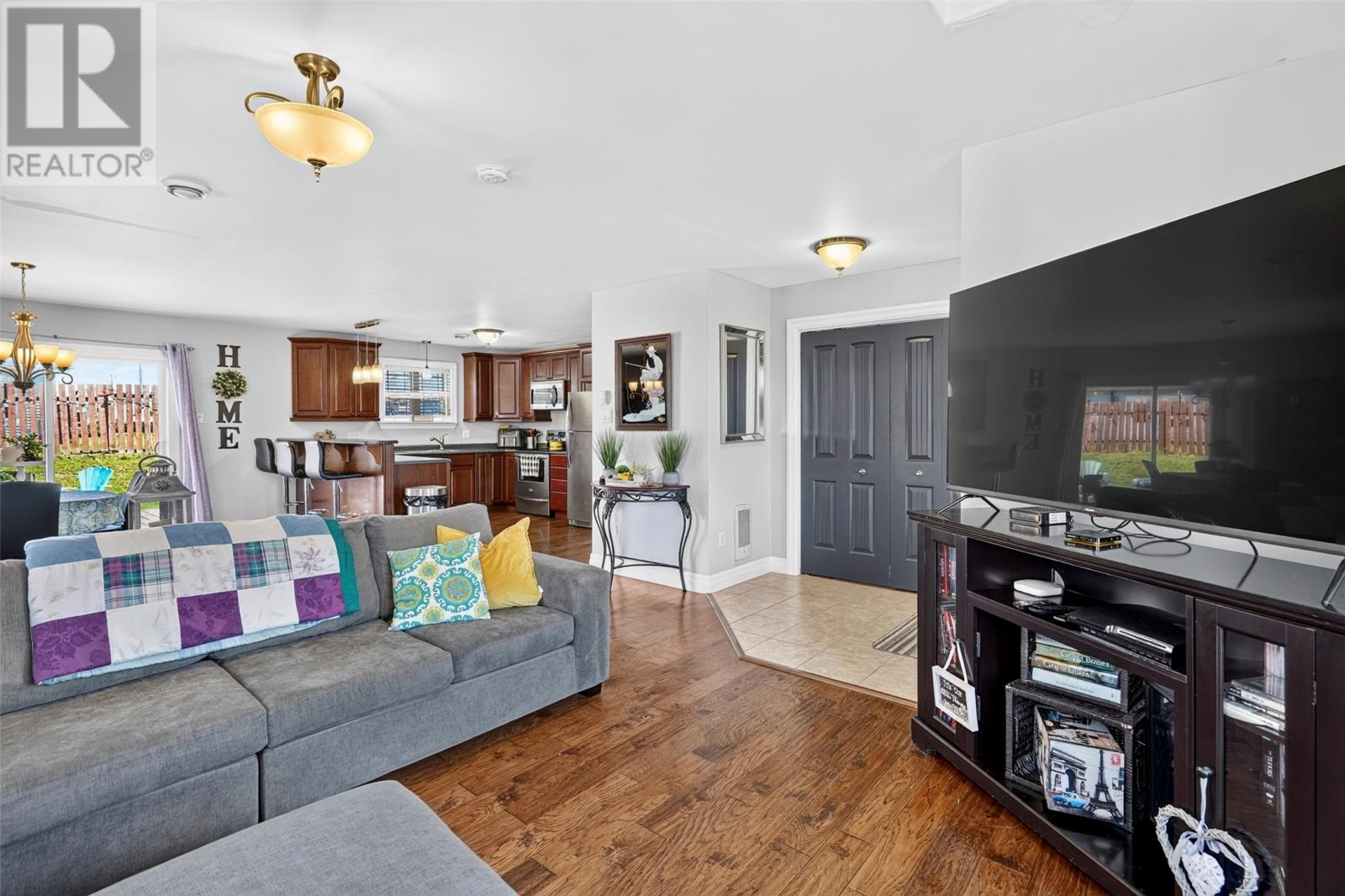 5 Bishop Street, Upper Island Cove — photo 19