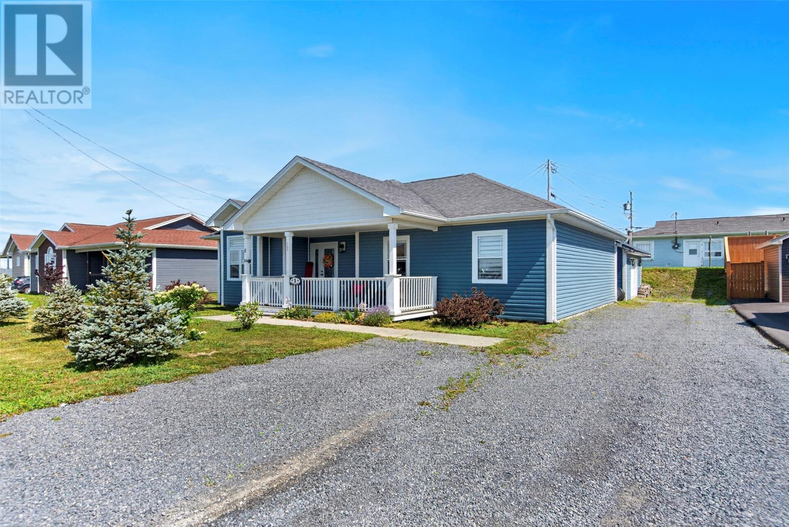 5 Bishop Street, Upper Island Cove — photo 2