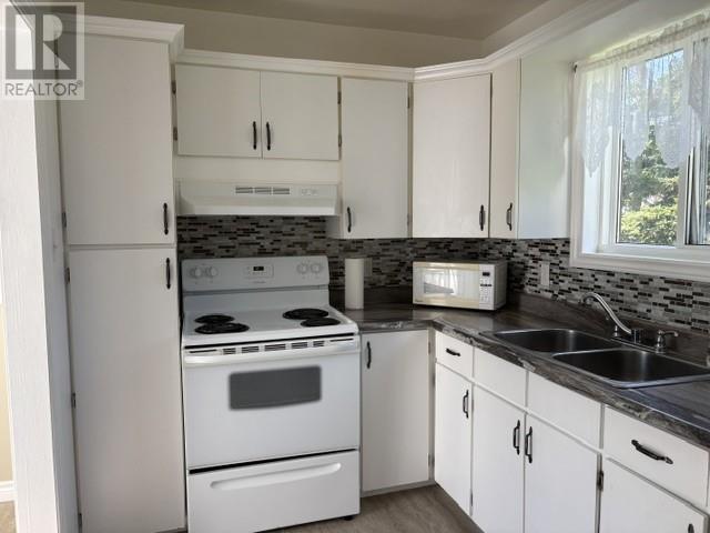 8 Millbrook Lane, Kippens — photo 7