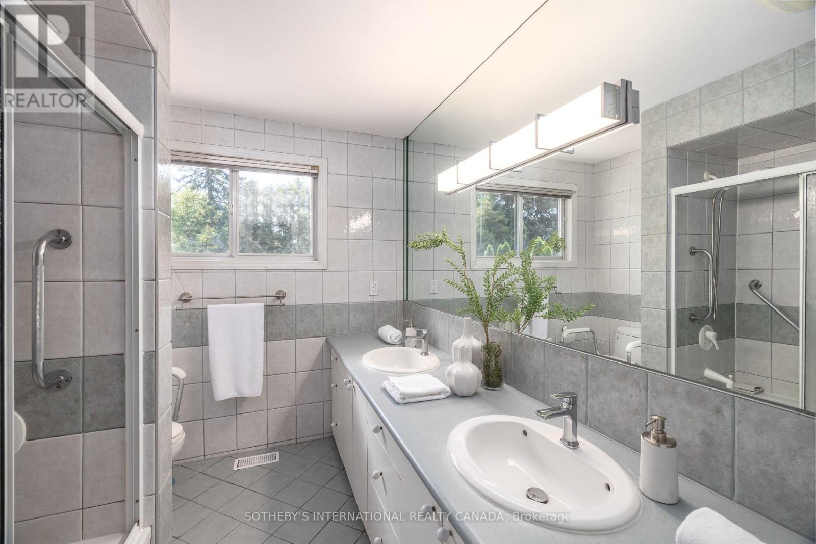 25 Gossamer Avenue, Toronto, Ontario  M2M 2X3 - Photo 24 - C13715164