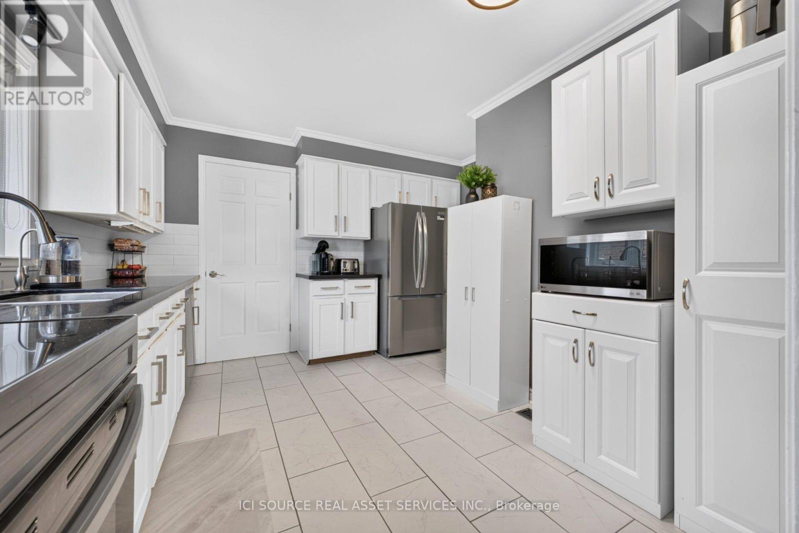 6998 Glengowan Crescent, Niagara Falls, Ontario  L2J 3R8 - Photo 10 - X13564898