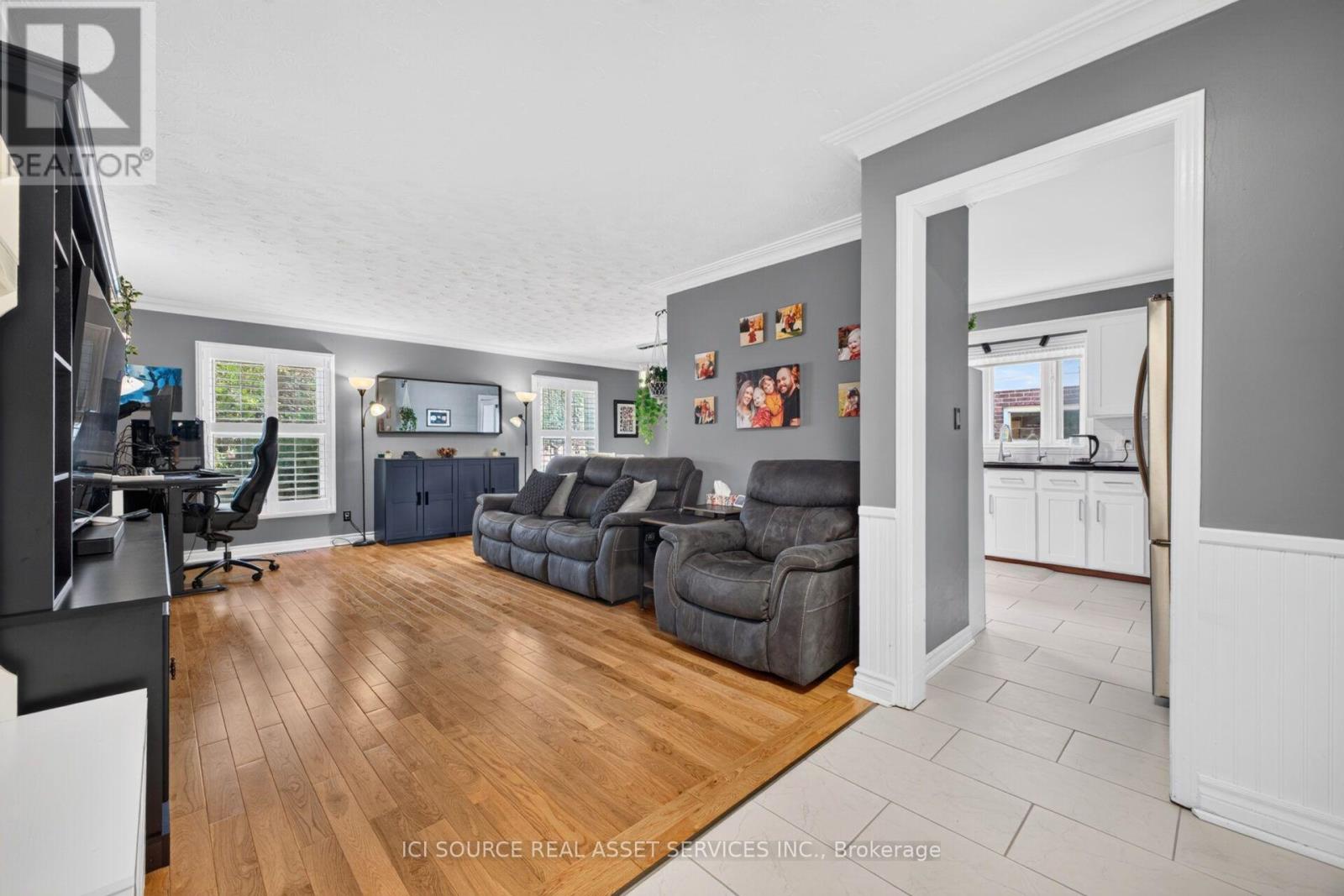 6998 Glengowan Crescent, Niagara Falls, Ontario  L2J 3R8 - Photo 5 - X13564898