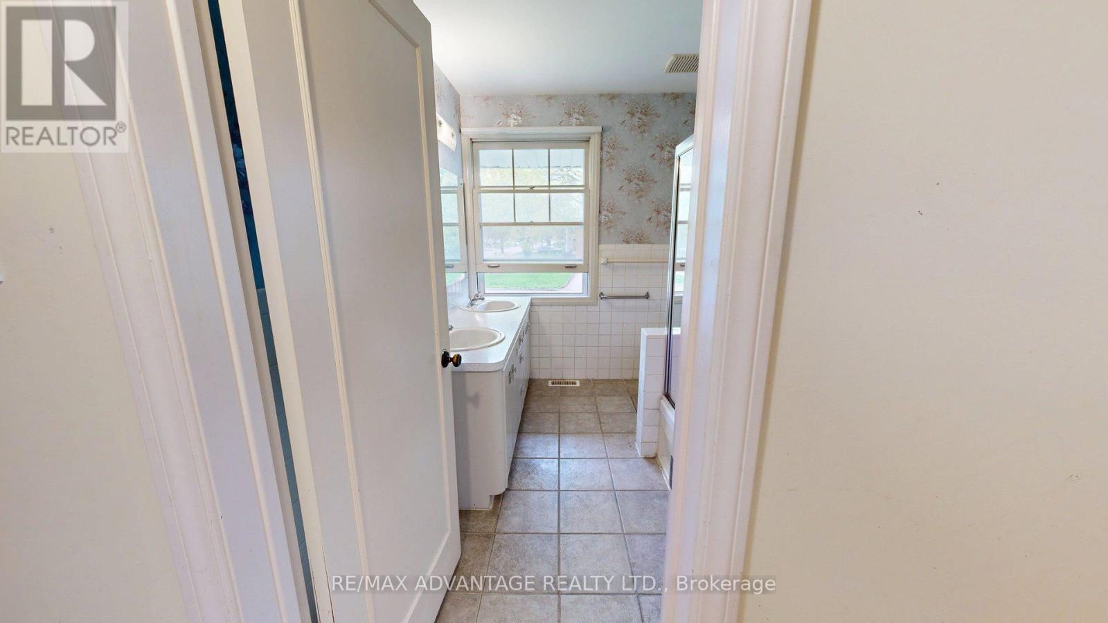 485 Chiddington Avenue, London South, Ontario  N6C 2W1 - Photo 14 - X13560434