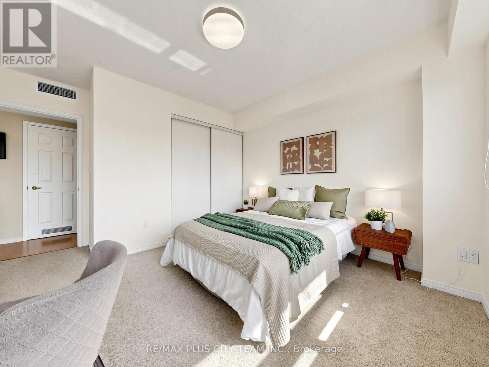 701 - 1818 Bayview Avenue, Toronto, Ontario  M4G 4G6 - Photo 18 - C13713544