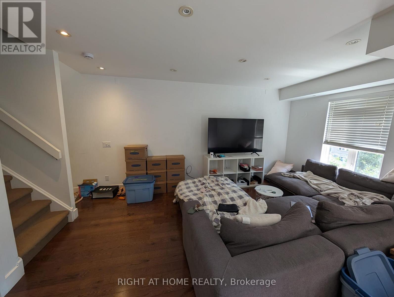 425 - 34 Western Battery Road, Toronto, Ontario  M6K 3N9 - Photo 7 - C13636048