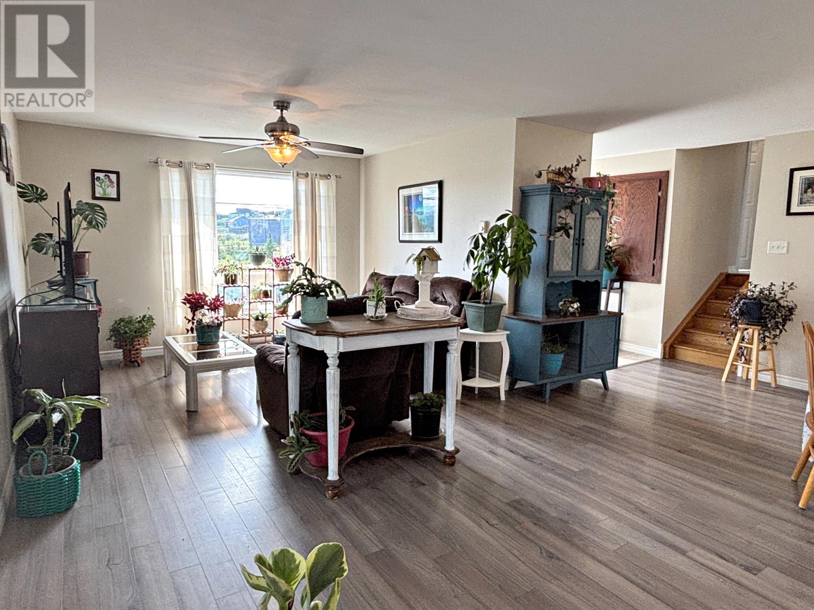 1748 Topsail Road, Paradise — photo 13