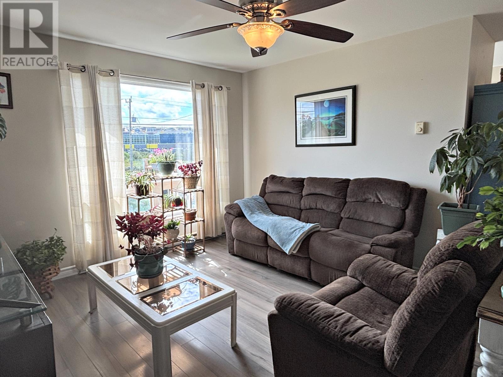 1748 Topsail Road, Paradise — photo 16