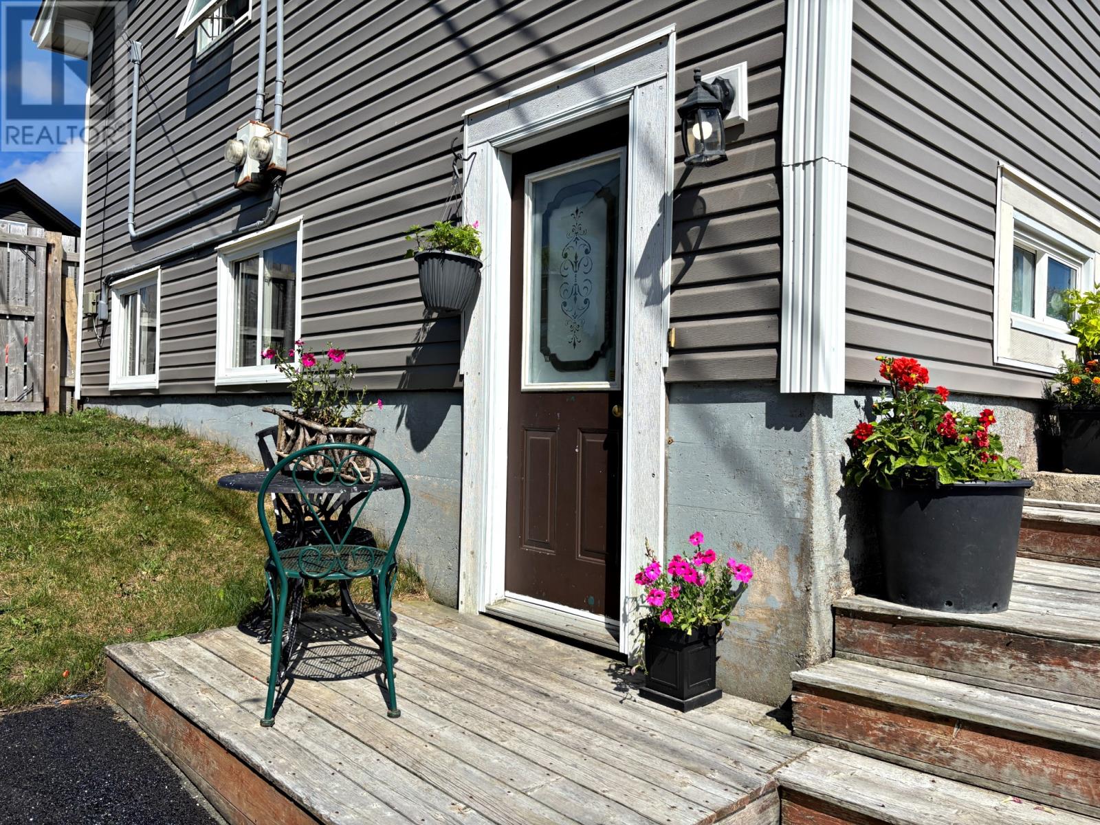 1748 Topsail Road, Paradise — photo 28