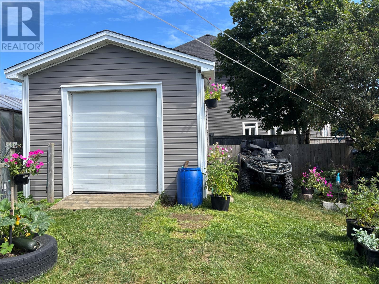 1748 Topsail Road, Paradise — photo 34