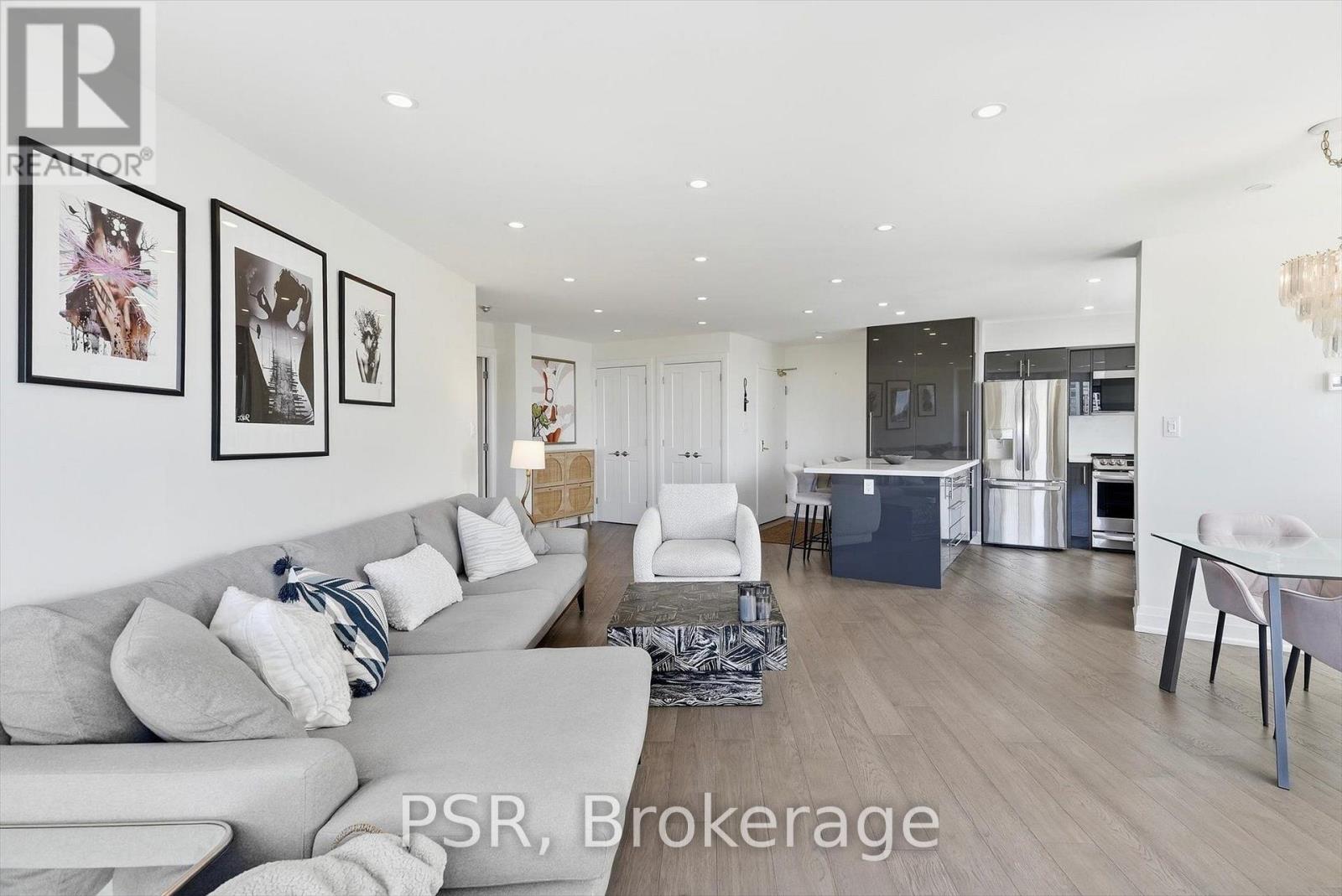 702 - 270 Queens Quay W, Toronto, Ontario  M5J 2N4 - Photo 10 - C13716768