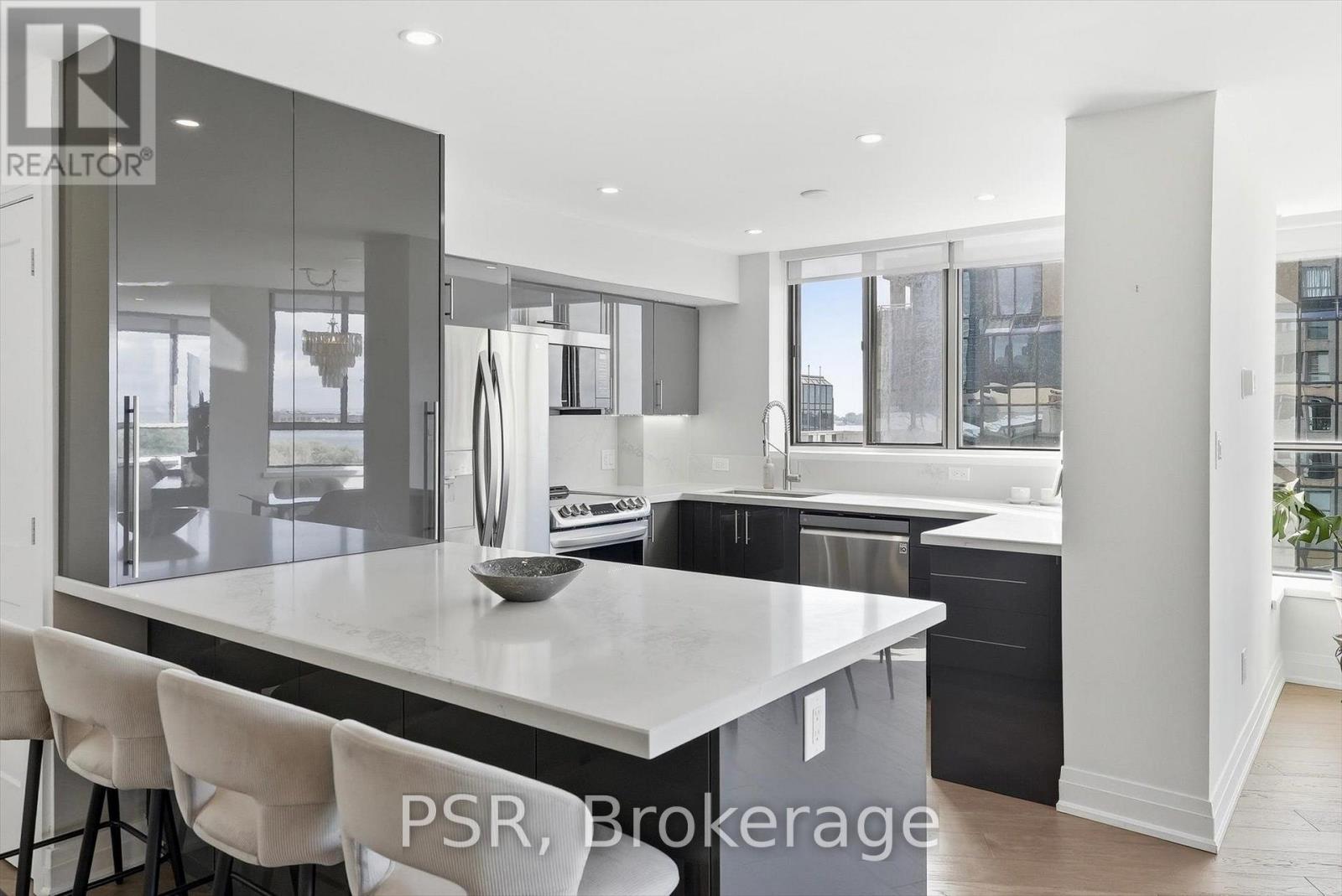 702 - 270 Queens Quay W, Toronto, Ontario  M5J 2N4 - Photo 13 - C13716768