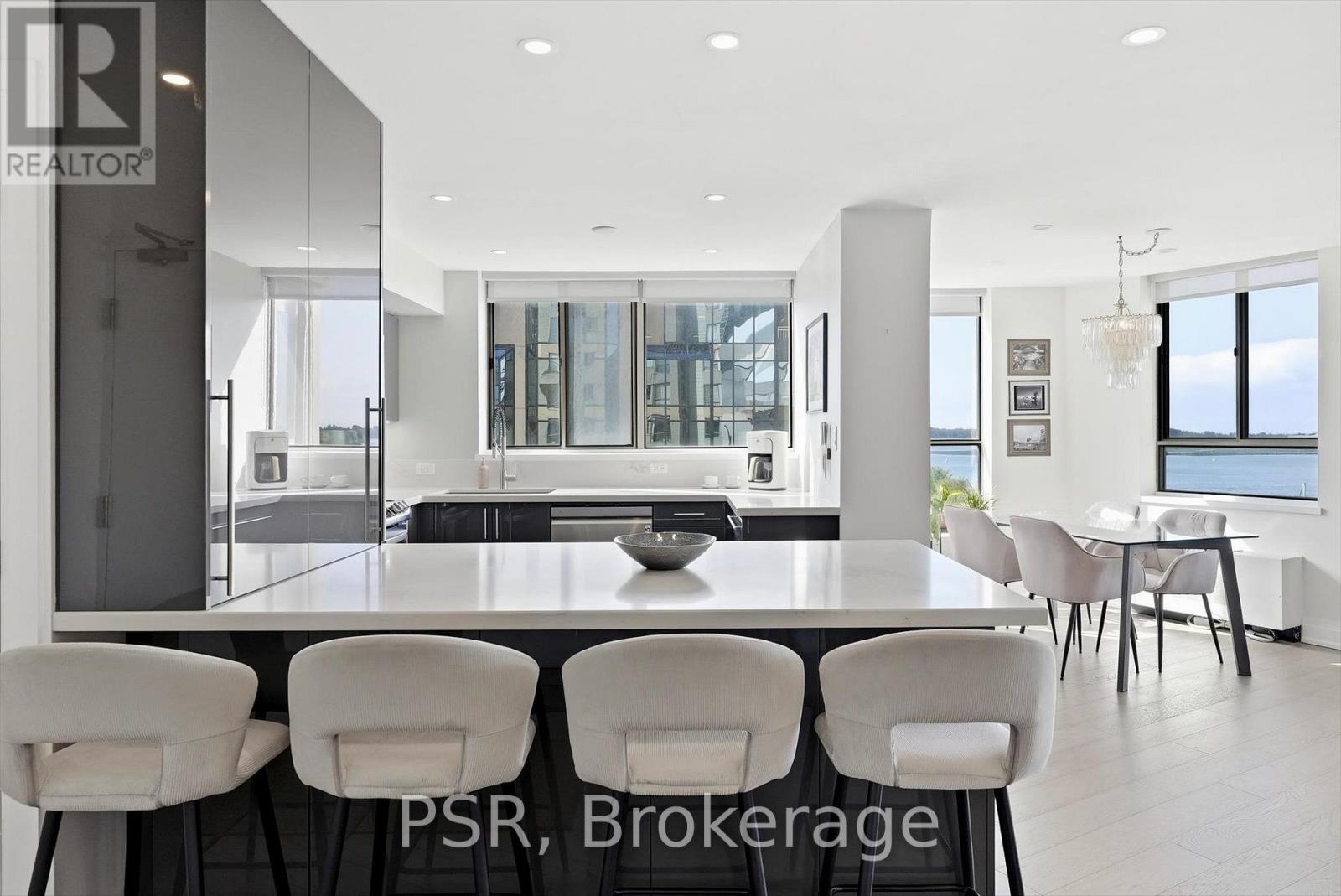 702 - 270 Queens Quay W, Toronto, Ontario  M5J 2N4 - Photo 14 - C13716768