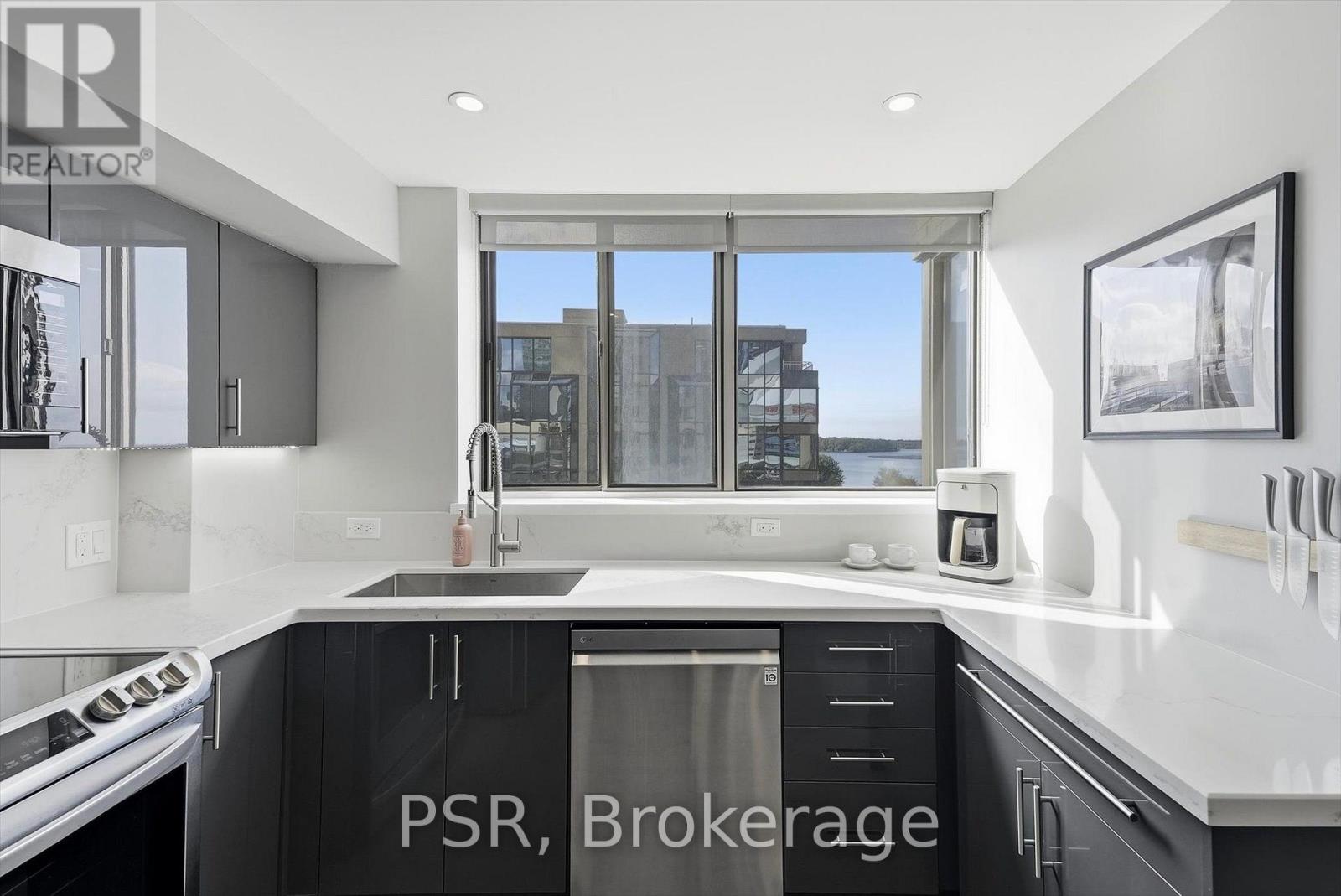 702 - 270 Queens Quay W, Toronto, Ontario  M5J 2N4 - Photo 18 - C13716768