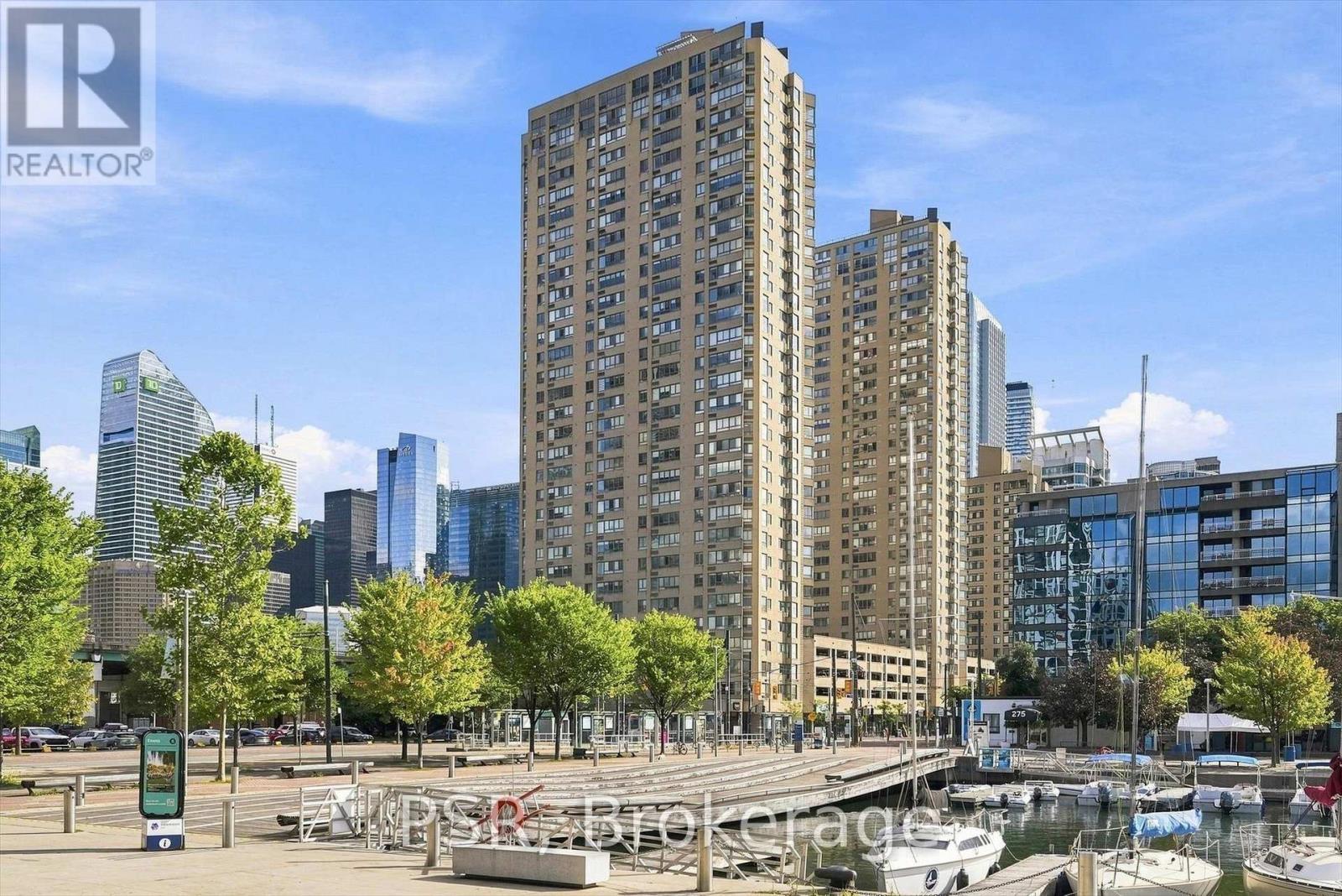 702 - 270 Queens Quay W, Toronto, Ontario  M5J 2N4 - Photo 2 - C13716768
