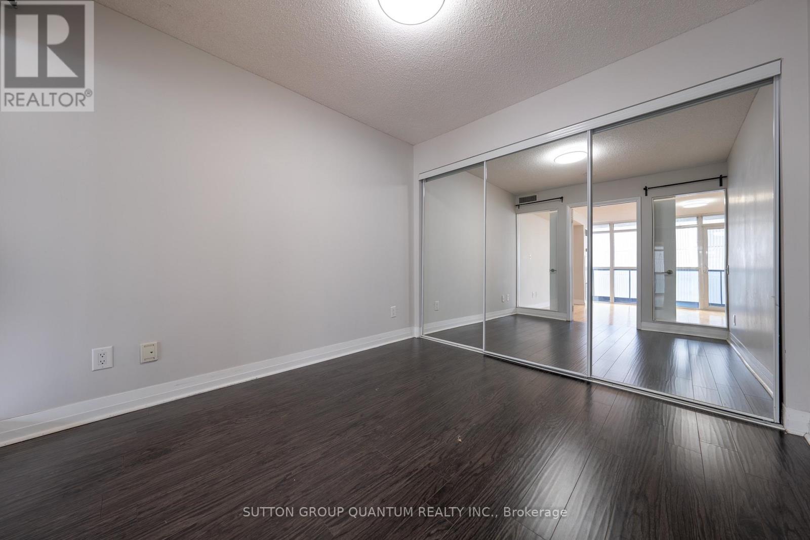 1811 - 25 Carlton Street, Toronto, Ontario  M5B 1L4 - Photo 10 - C13716794
