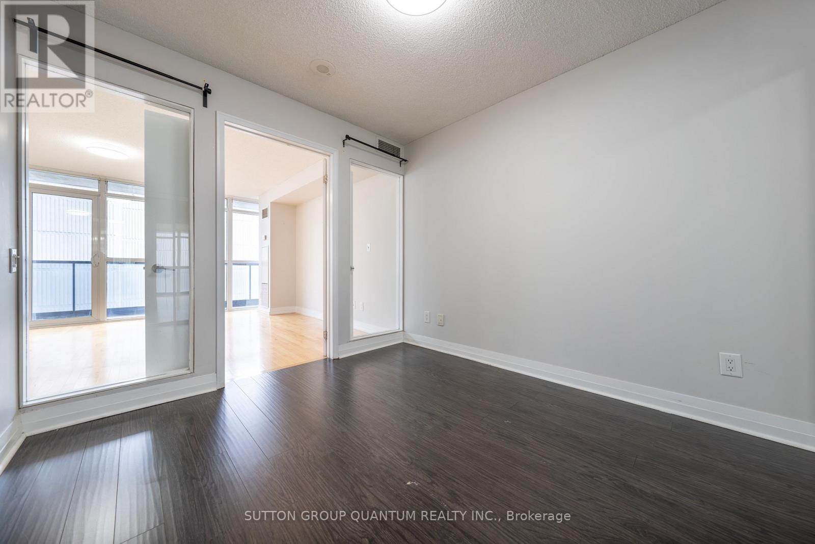 1811 - 25 Carlton Street, Toronto, Ontario  M5B 1L4 - Photo 11 - C13716794