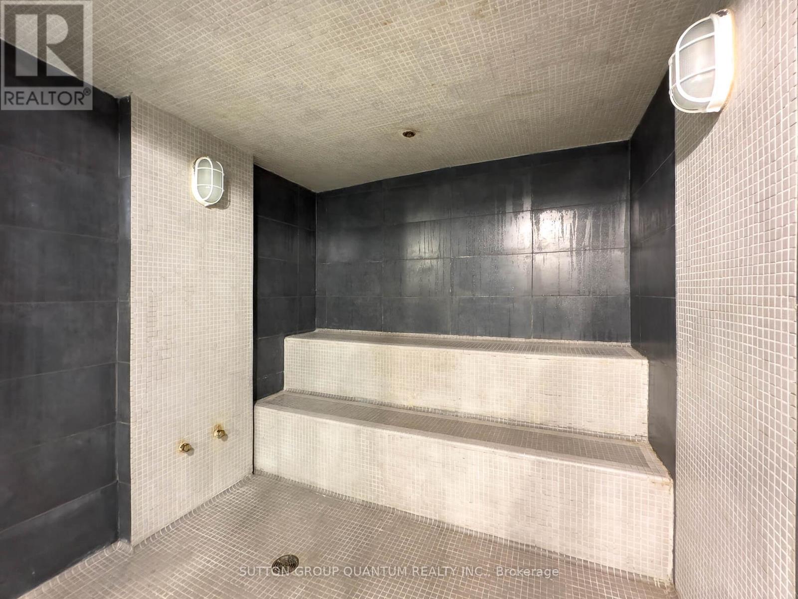 1811 - 25 Carlton Street, Toronto, Ontario  M5B 1L4 - Photo 45 - C13716794