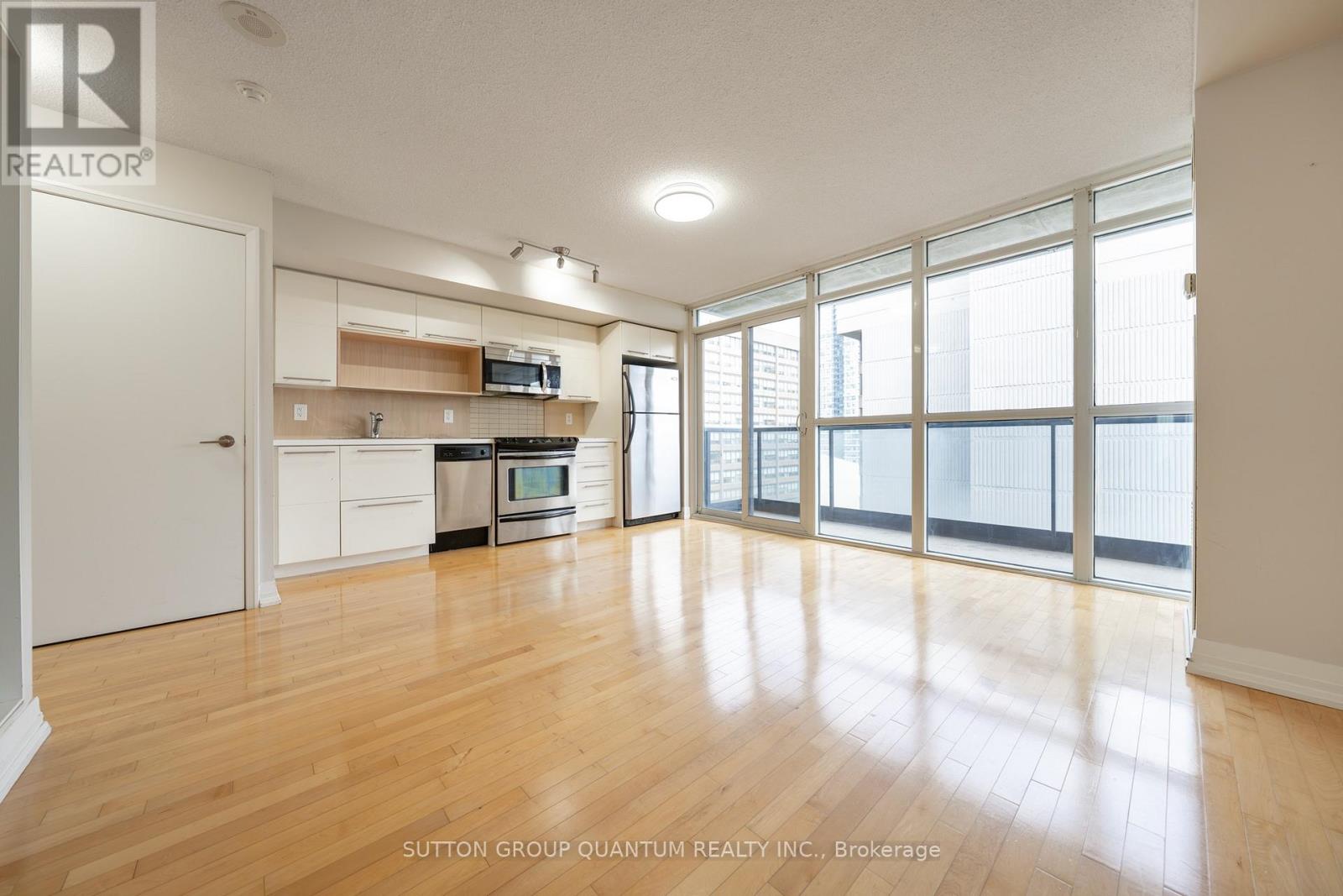 1811 - 25 Carlton Street, Toronto, Ontario  M5B 1L4 - Photo 5 - C13716794