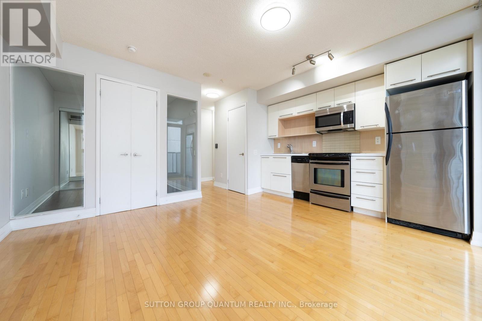 1811 - 25 Carlton Street, Toronto, Ontario  M5B 1L4 - Photo 8 - C13716794
