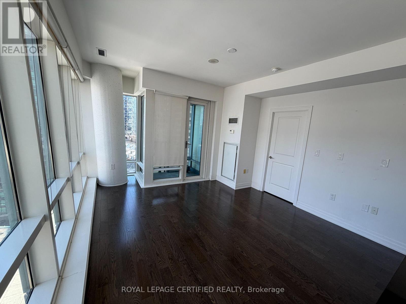 1308 - 8 The Esplanade, Toronto, Ontario  M5E 0A6 - Photo 12 - C13716808