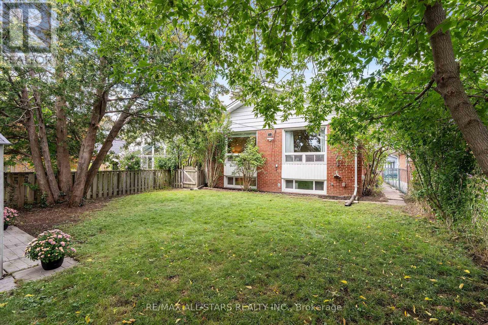11 Penzance Drive, Toronto, Ontario  M1K 4Z4 - Photo 44 - E13716790