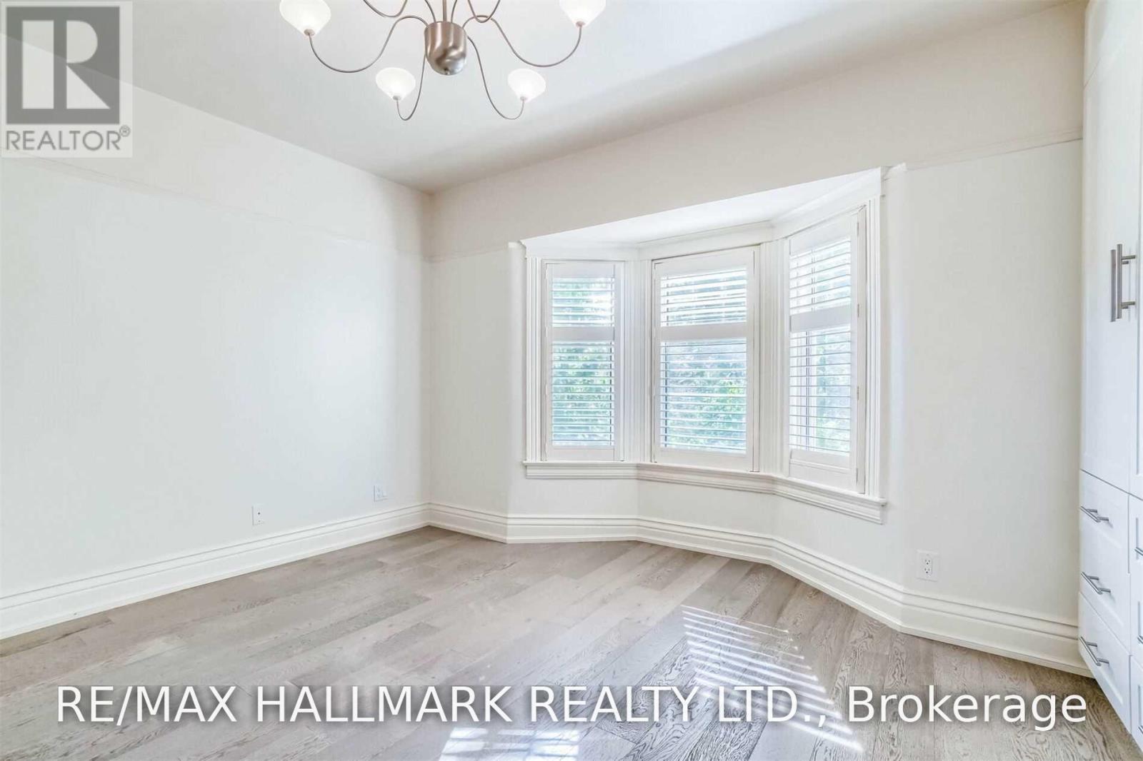 59 Hambly Avenue, Toronto, Ontario  M4E 2R5 - Photo 16 - E13716812