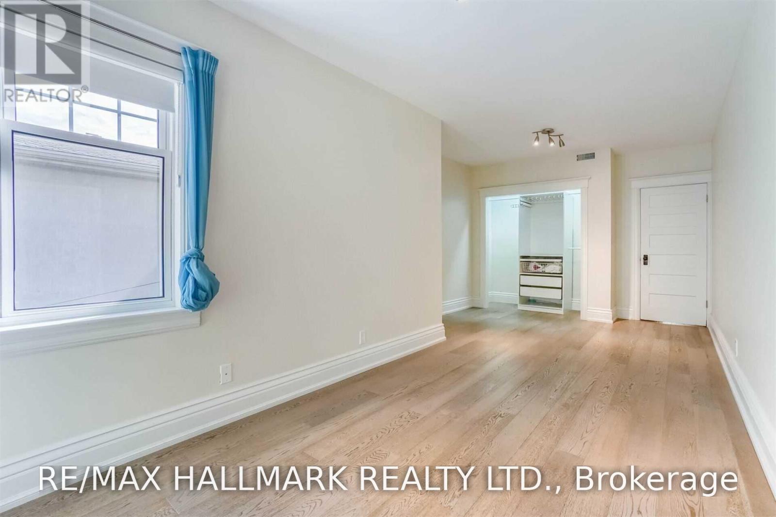 59 Hambly Avenue, Toronto, Ontario  M4E 2R5 - Photo 21 - E13716812
